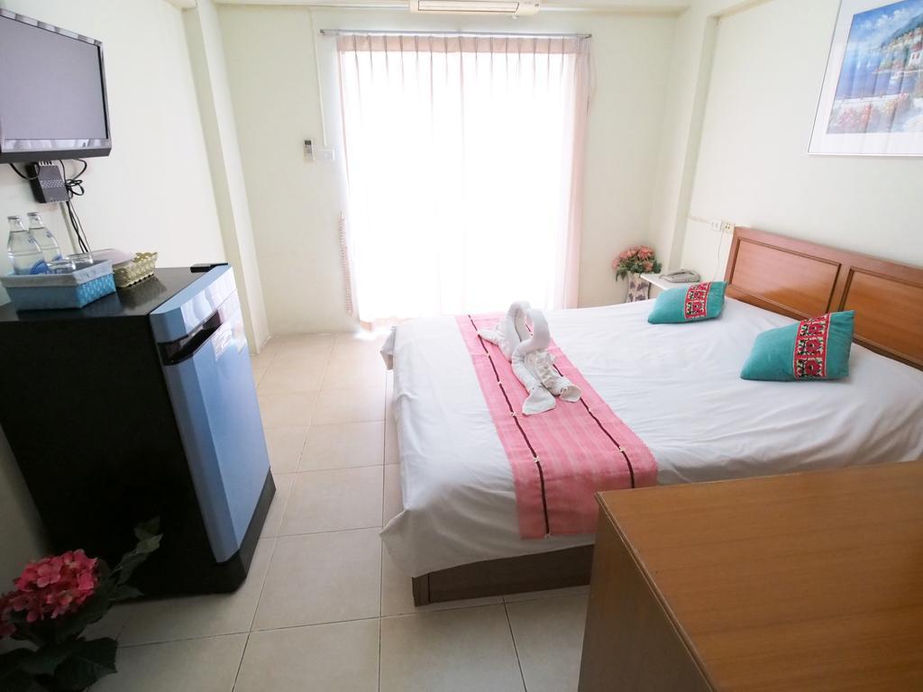 Thanapa Place Bangkok Pokój zdjęcie